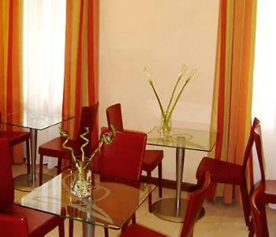 Hotel Agli Artisti Venice 3*,  Italy